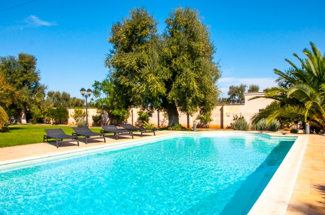 Kleine Villa Op Landgoed Met Zwembad In Puglia 3