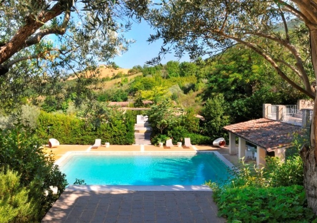 Luxe Grote Vrijstaande Villa Met Grootzwembad In Le Marche 4