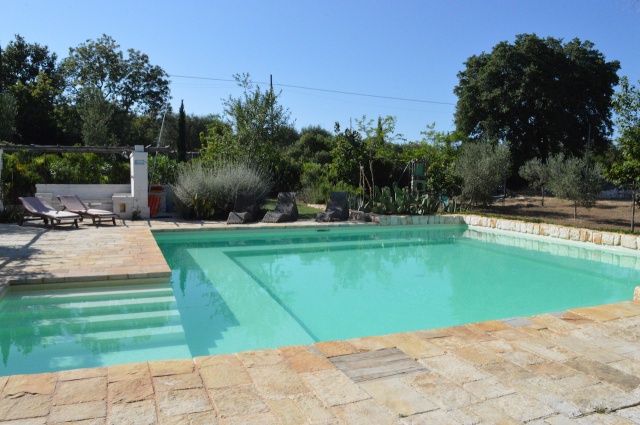 Lamie En Trulli Complex Met Gedeeld Zwembad Istria Vallei Puglia Zuid Italie 5