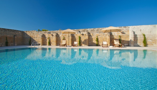Luxe App Met  Gedeeld Zwembad Aan De Kust Zuid Puglia 1