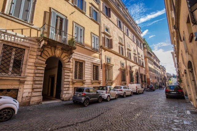 Rome Luxe Appartement In Stadscentrum 6 Personen 1